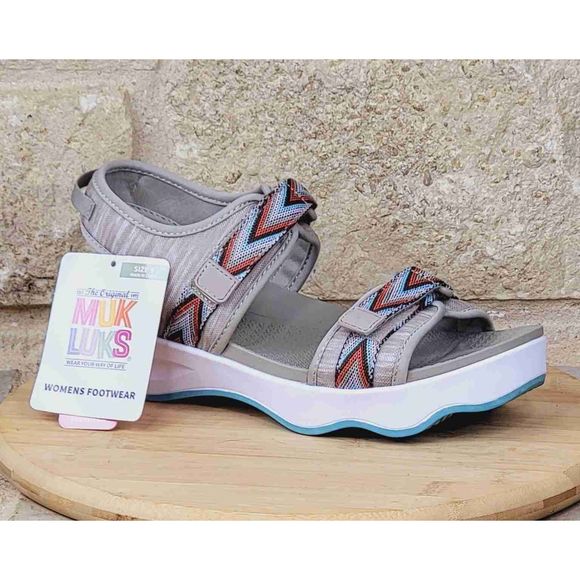 MUK LUKS Roller Derby Clay Multi Color Adjustable Strap Sandal Size 9 NEW - Picture 3 of 6